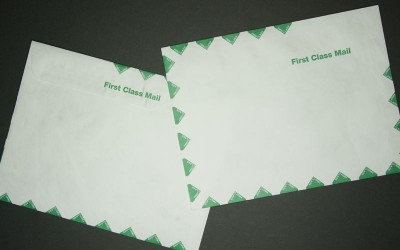 Large Tyvek® Mailing Envelope - First Class Green Diamond Border - Open Side - 9" x 12"